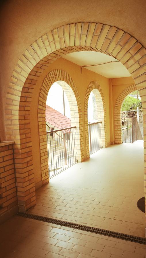 Lae' Affittacamere Roccamontepiano Exterior foto
